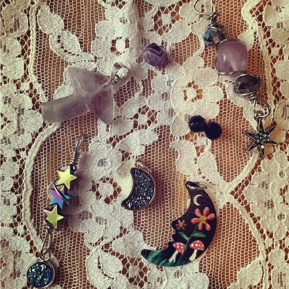 ✨Hi, I'm Jamie✨ - Picture 7 of 10